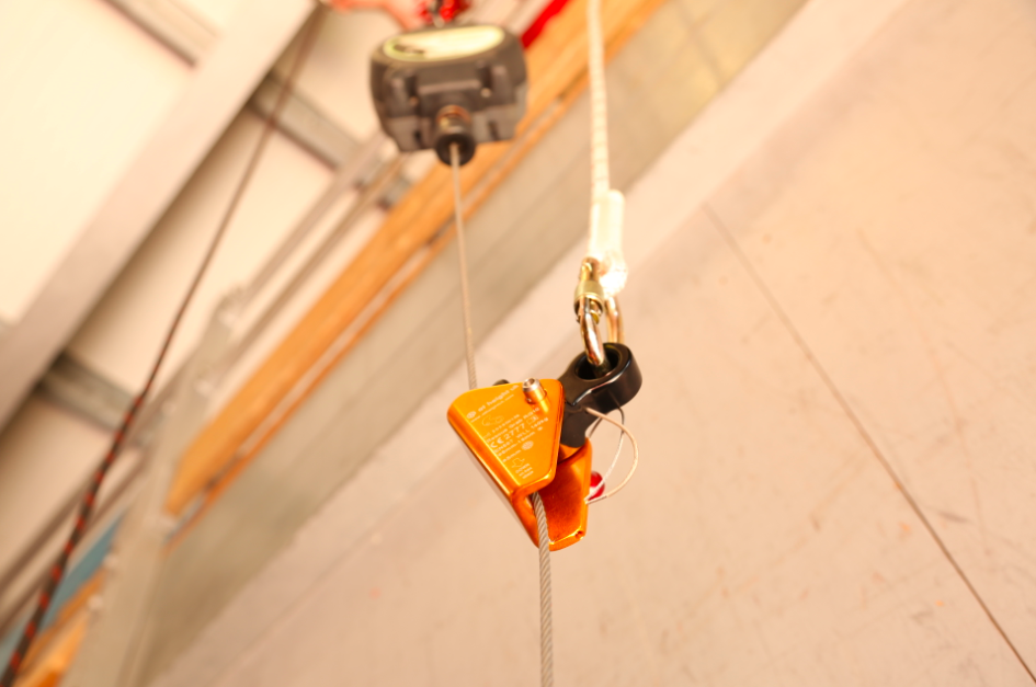 AT HEIGHT UK 夾繩器 Rescue Rope Grab (可夾繩子、鋼索、扁帶) EN567
