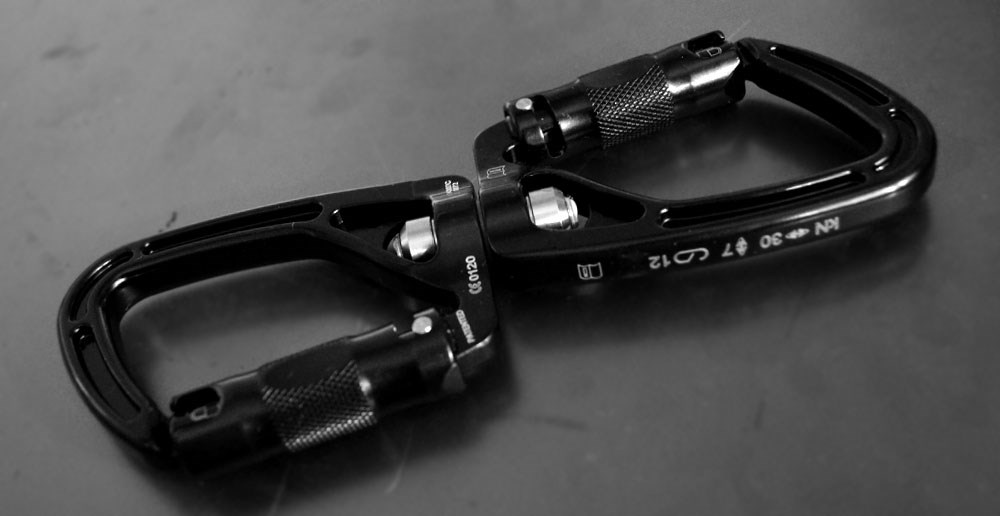 SwivaBiner Auto-Lock  萬向轉軸三段自動鎖雙鉤環
