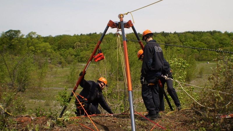 SMC 救援腳架 TerrAdaptor Portable Anchor System