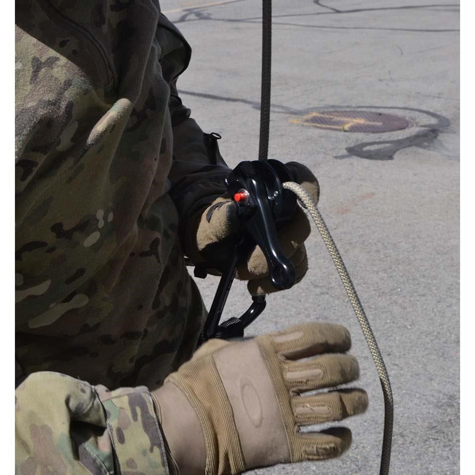 Highnovate QRAB 輕量快速逃脫下降器 QUICK RELEASE BELAY DEVICE