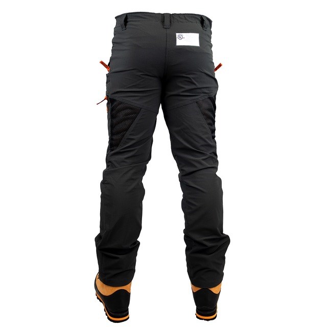 Clogger 鏈鋸防護褲 DEFENDERPRO Gen2 pants